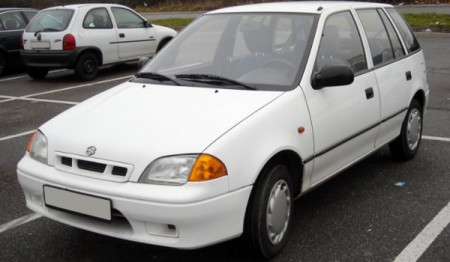 Suzuki Swift - Źródło Wikipedia Commons