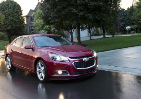 Chevrolet Malibu 2014 - www.kochamyauta.pl - źródło materiały prasowe 